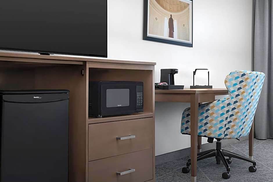 Hampton Inn By Hilton Washington DC NoMa Union Station