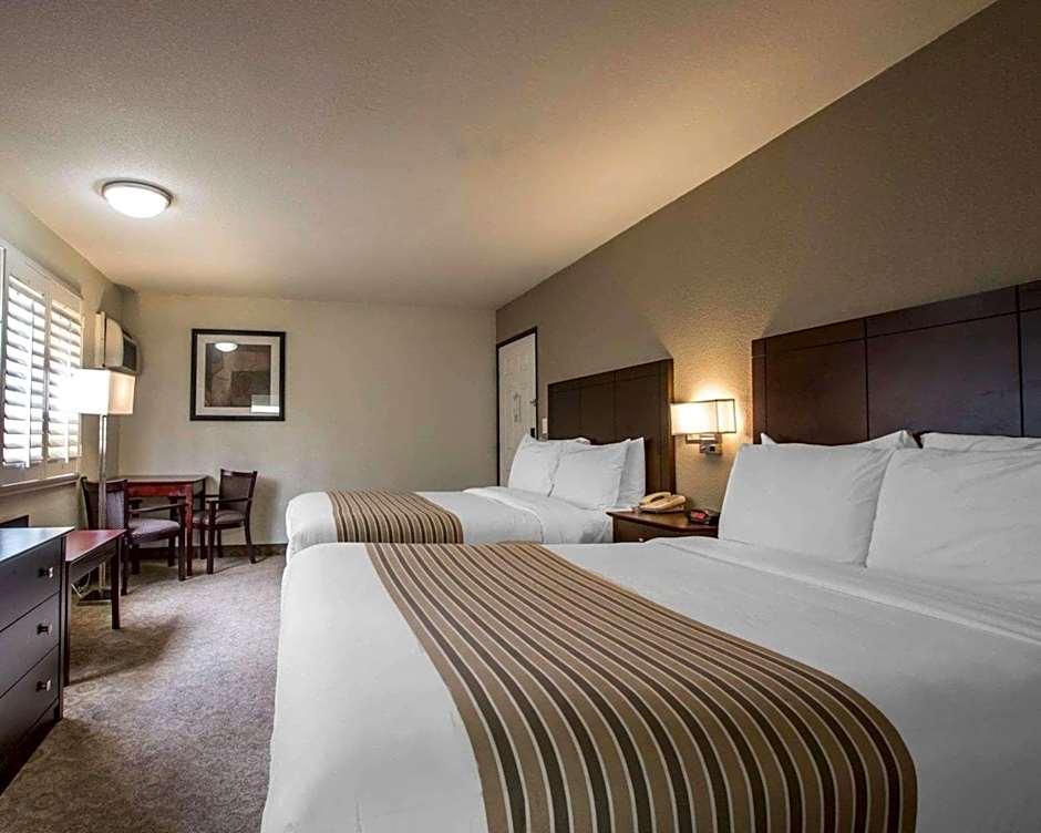 Rodeway Inn Convention Center