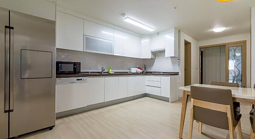 Homefourest Residence Hotel Okpo