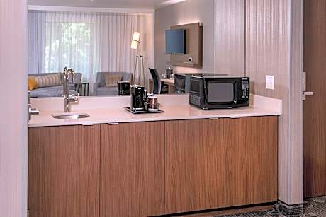 1 Bedroom 2 room Suite, 2 Queen, Sofa bed