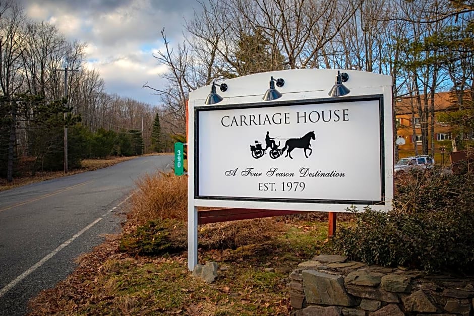 Carriage House Country Club