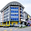 OYO 714 Arina Hotel