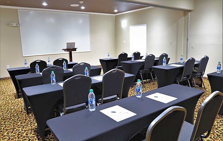 Super 8 by Wyndham High Point/Greensboro