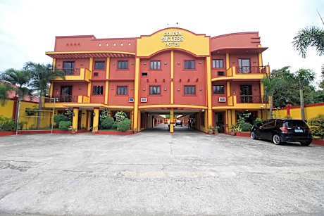 Golden Success Hotel II by RedDoorz