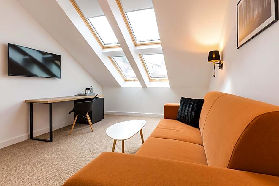 UpperHouse Suites & More