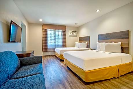 2 Full Beds | Non-Smoking, Kitchen