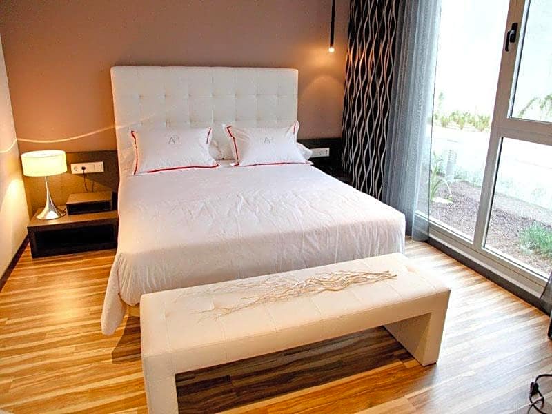 Eurostars Arenas de Pinto