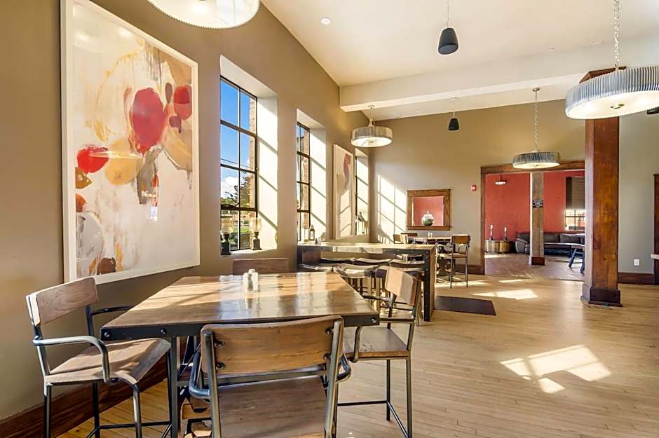 Jackson Park Inn, an Ascend Collection Hotel