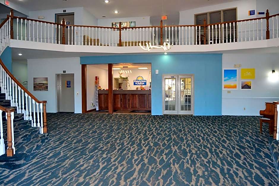Days Inn and Suites by Wyndham Sikeston