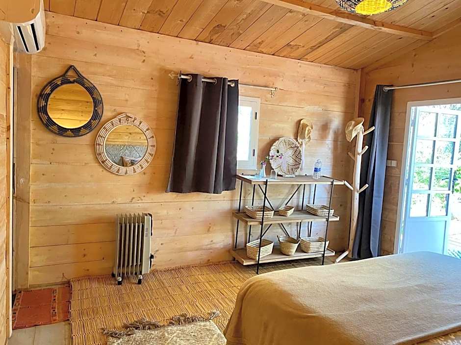 La Vie En Rose - Horses & Dogs House