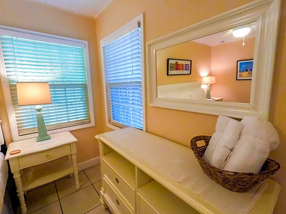 Haley's at Anna Maria Island Inn