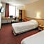 Brit Hotel Confort Montauban