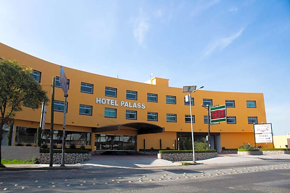 Hotel Palass
