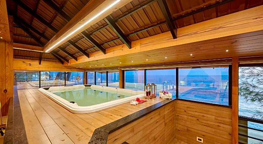 Maliekal Heritance Cherai.