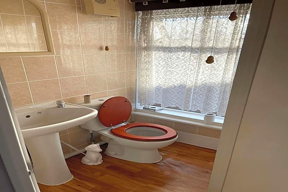 OYO Belvedere Guest House