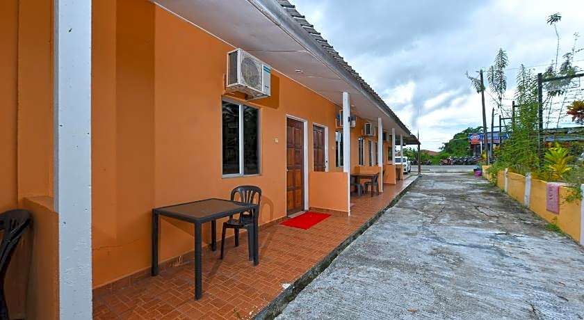 Hotel O Awan Biru Motel