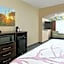 La Quinta Inn & Suites by Wyndham Dallas Grand Prairie South