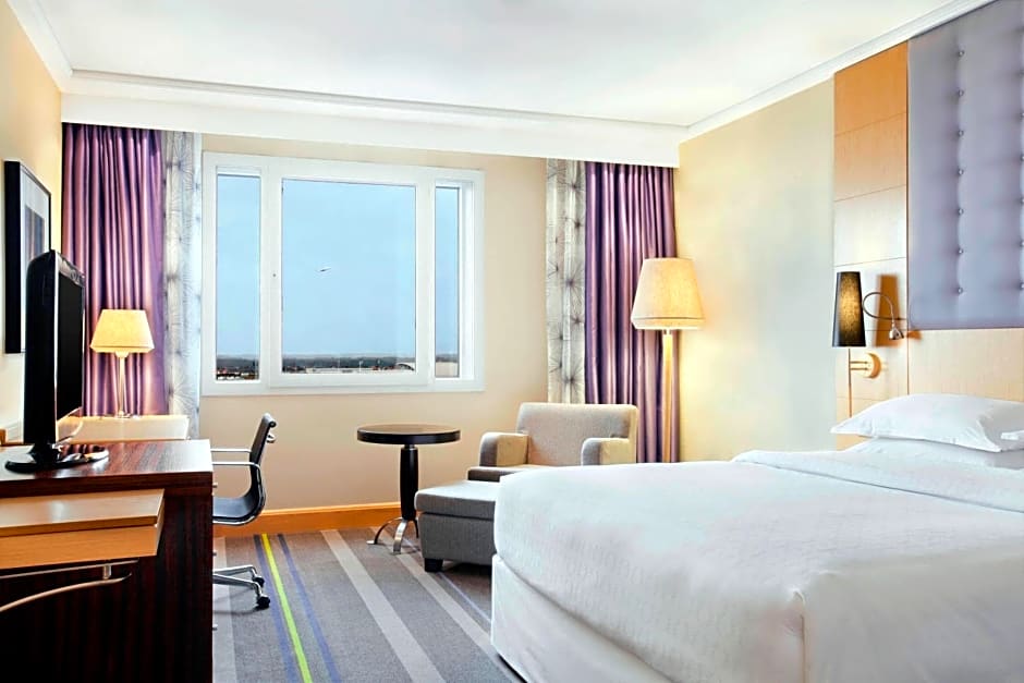 Sheraton Brussels Airport Hotel