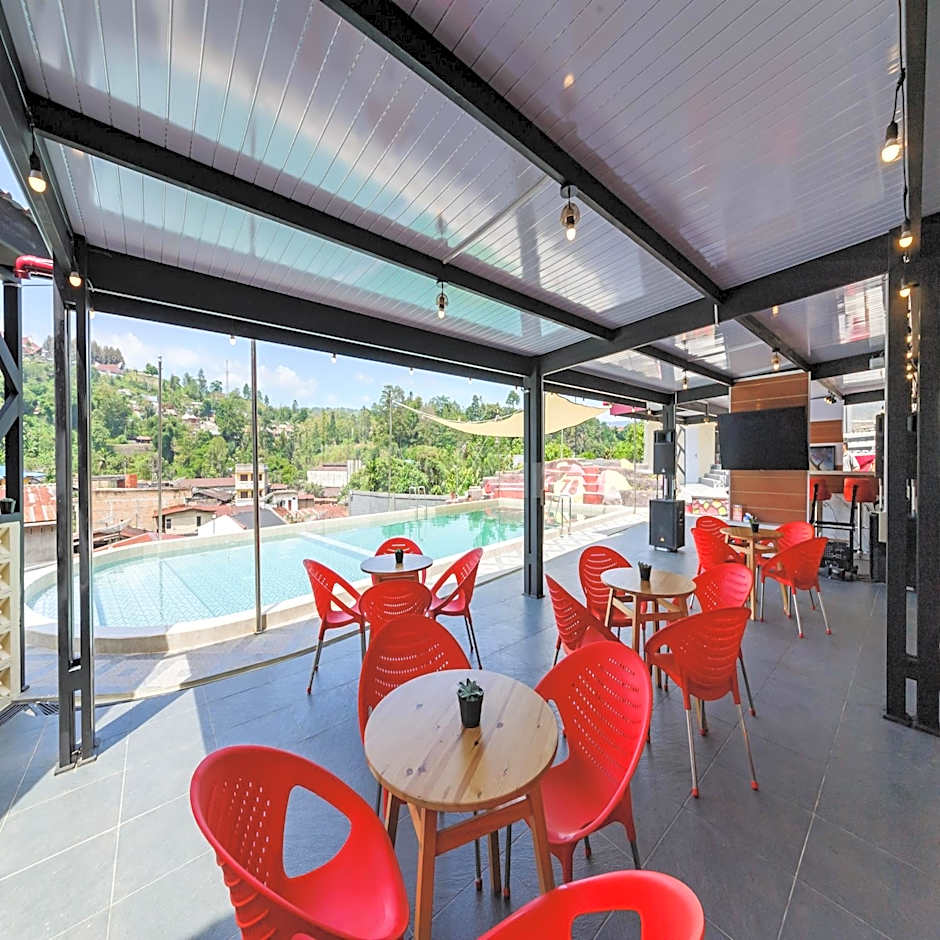 Hotel 78 Parapat Mitra RedDoorz