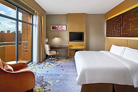 1 King Bed Standard Balcony