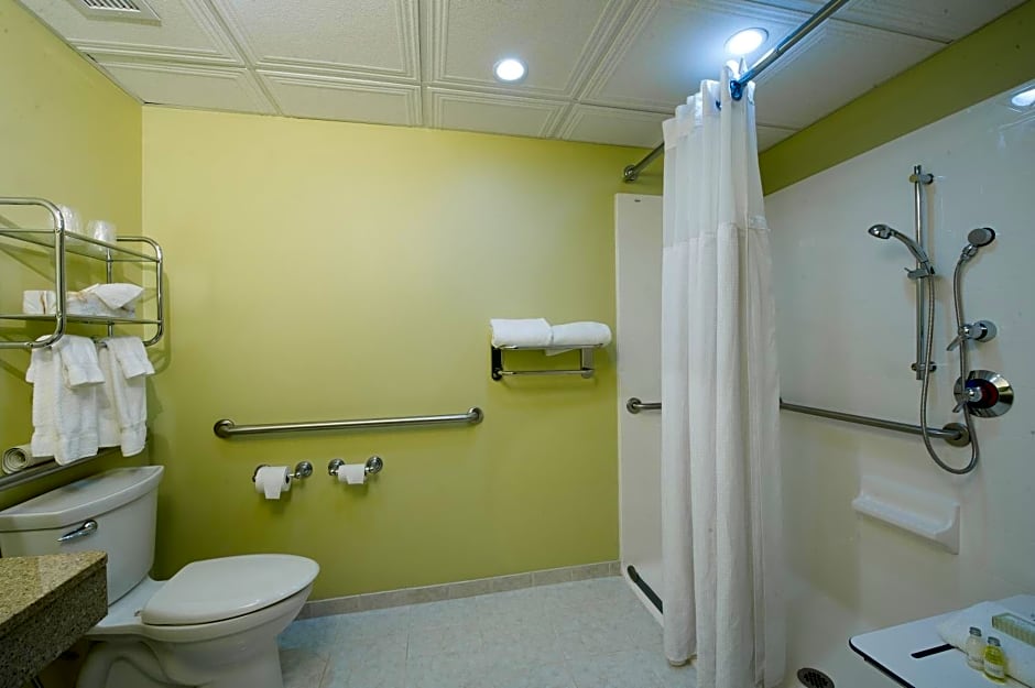 Best Western PLUS Franklin Square Inn