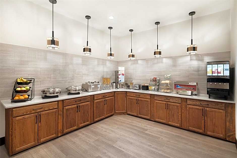 Best Western Plus Frontier Inn