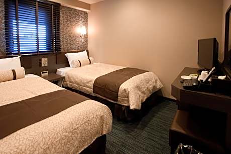 Twin Room (2 Adults) - Smoking