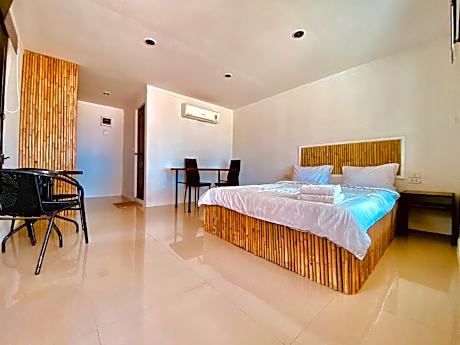 Phangan Chalet Bungalow & House