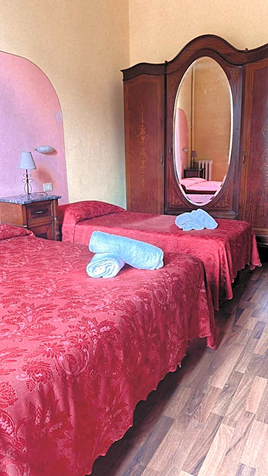 Room in Guest room - Versilia Mare Amore 1923