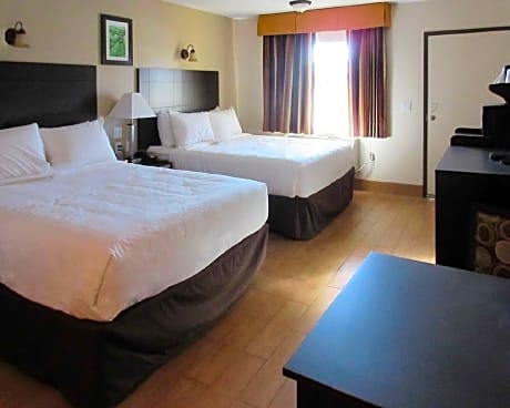 Queen Room with Two Queen Beds- Non-Smoking
