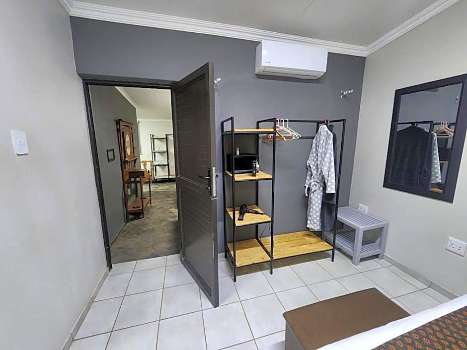 Photo 1 of 13 of Standard 1 Queen Bed
