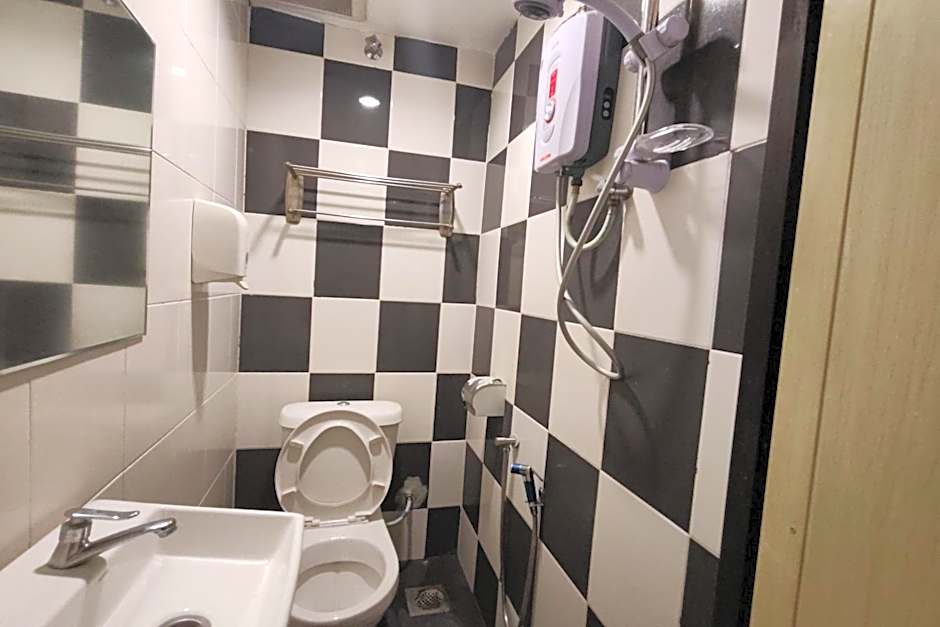 Super OYO 1152 Heaven Hill 2