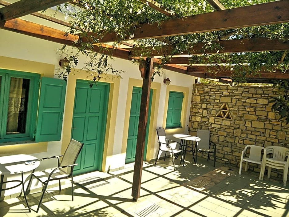 Dimitris Villa Hotel