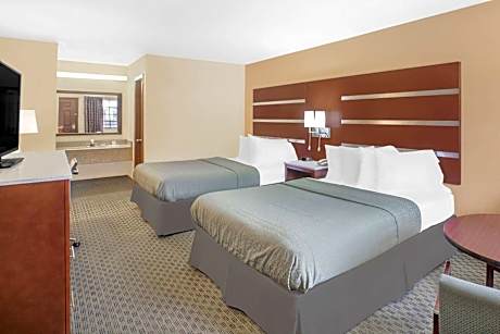 Queen Room with Two Queen Beds - Non-Smoking