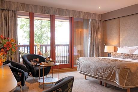 Lake View Double Room