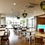 Hotel Sun Clover Koshigaya Station - Vacation STAY 55378