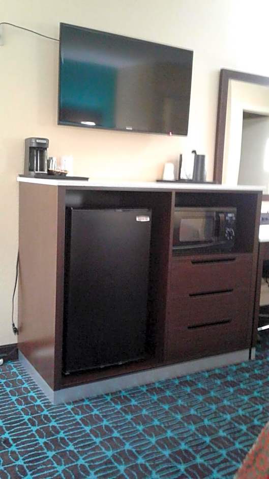 Ramada by Wyndham Groton/Mystic