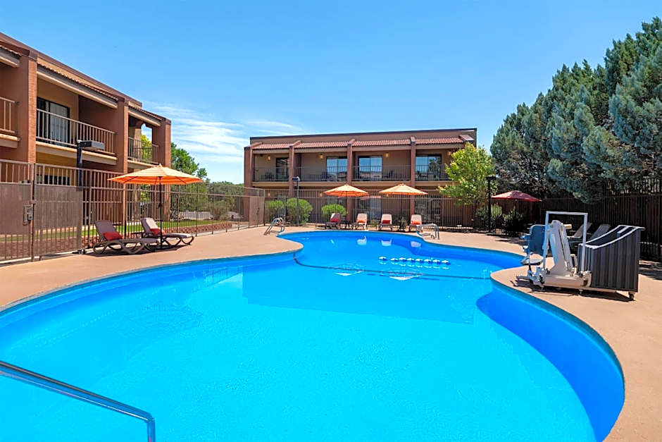 Best Western Discovery Inn