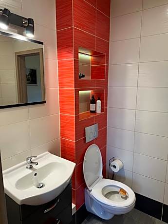 Family Room with Mountain View