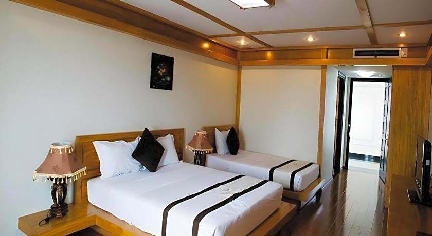 Kaya Hotel
