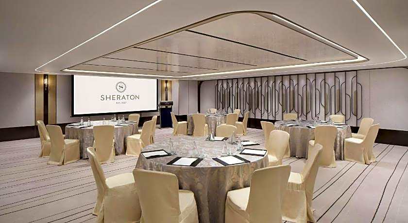 Sheraton Hong Kong Hotel And Towers