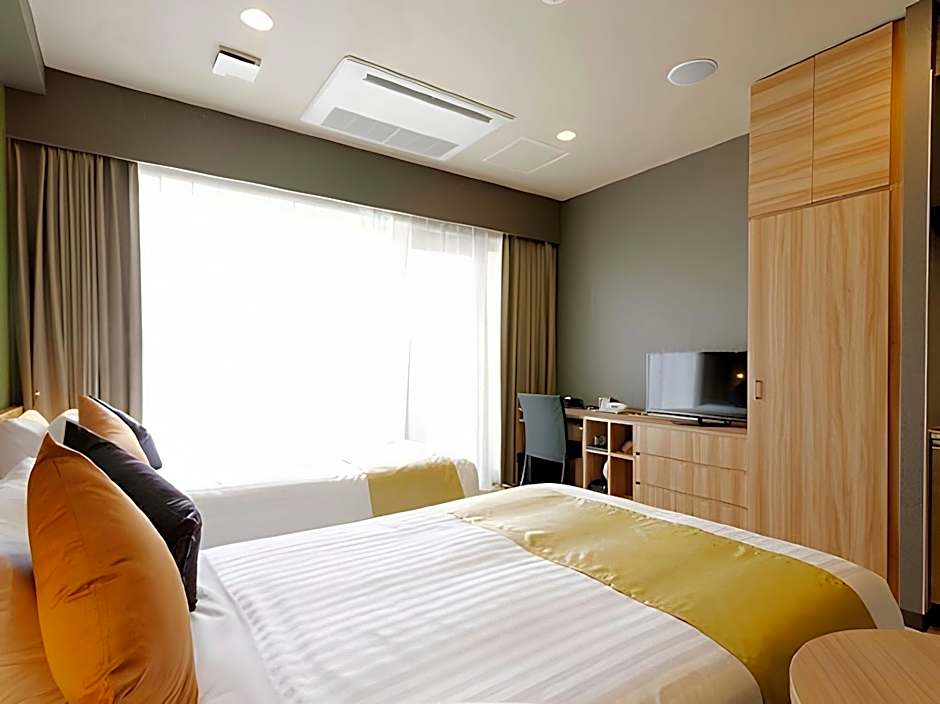 Community & Spa Naha Central Hotel