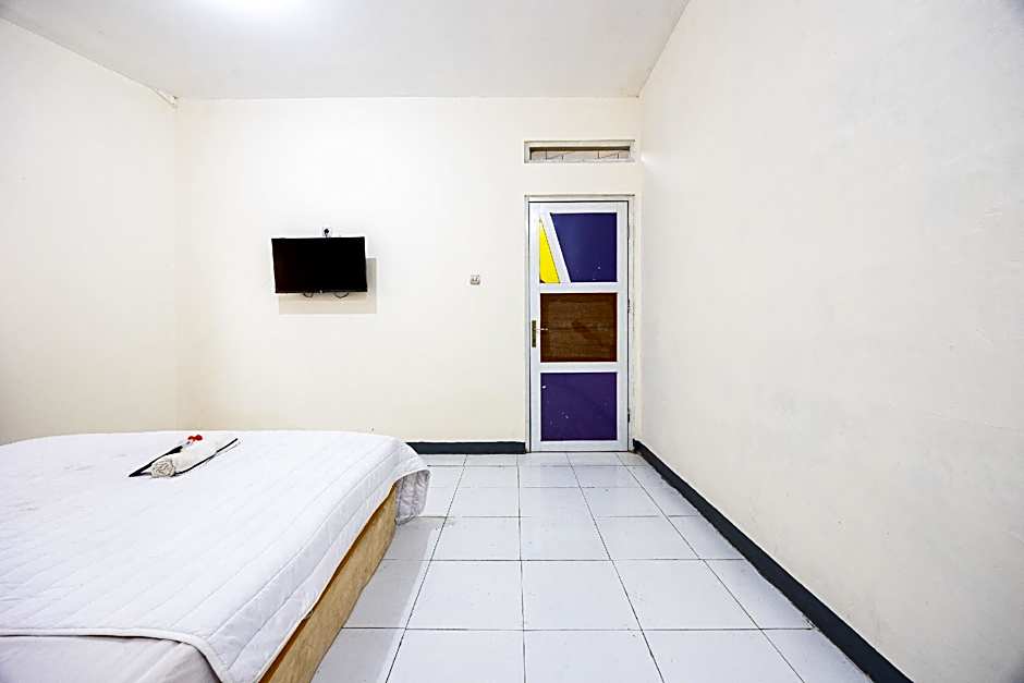 Simple Hotel Bogor RedPartner