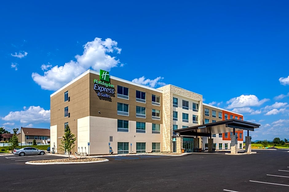 Holiday Inn Express & Suite Milroy - Reedsville