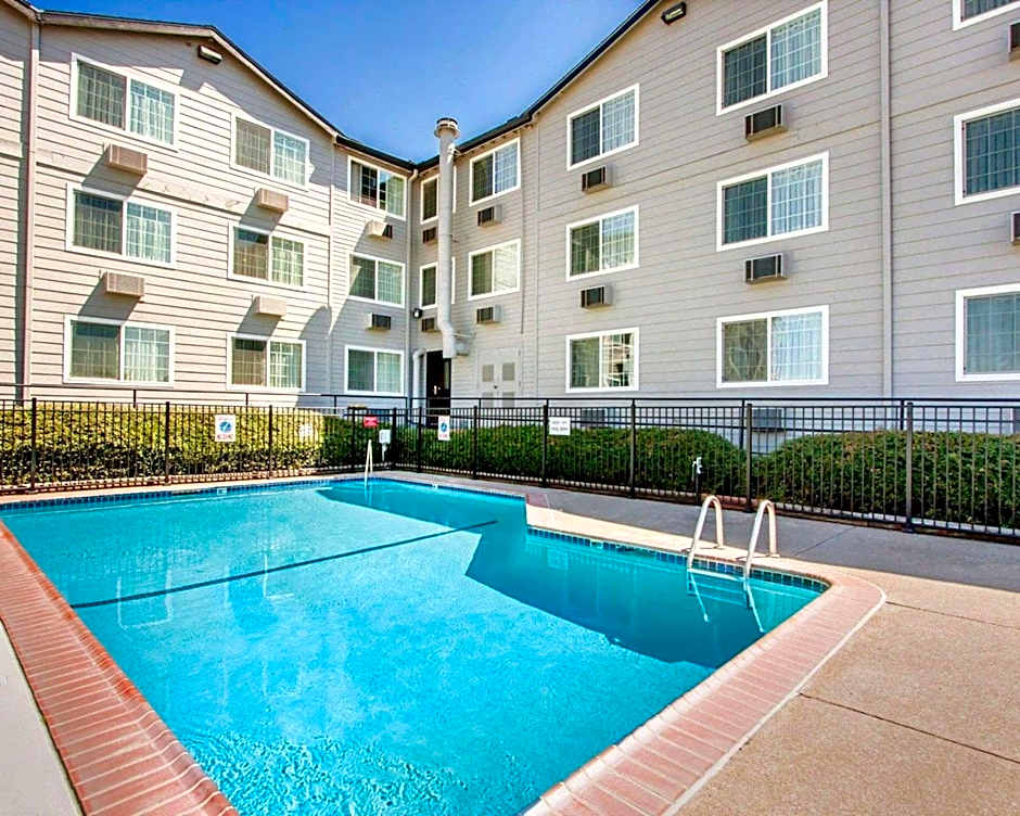 Quality Inn & Suites Springfield - Eugene North