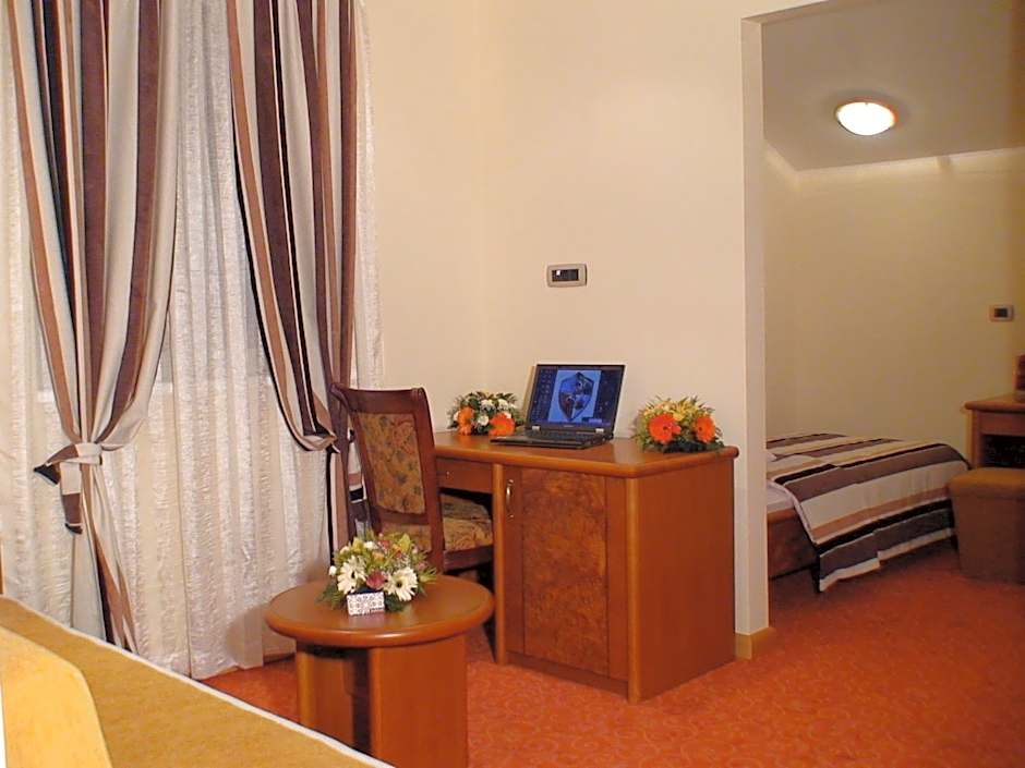 Mali Hotel BaMBiS