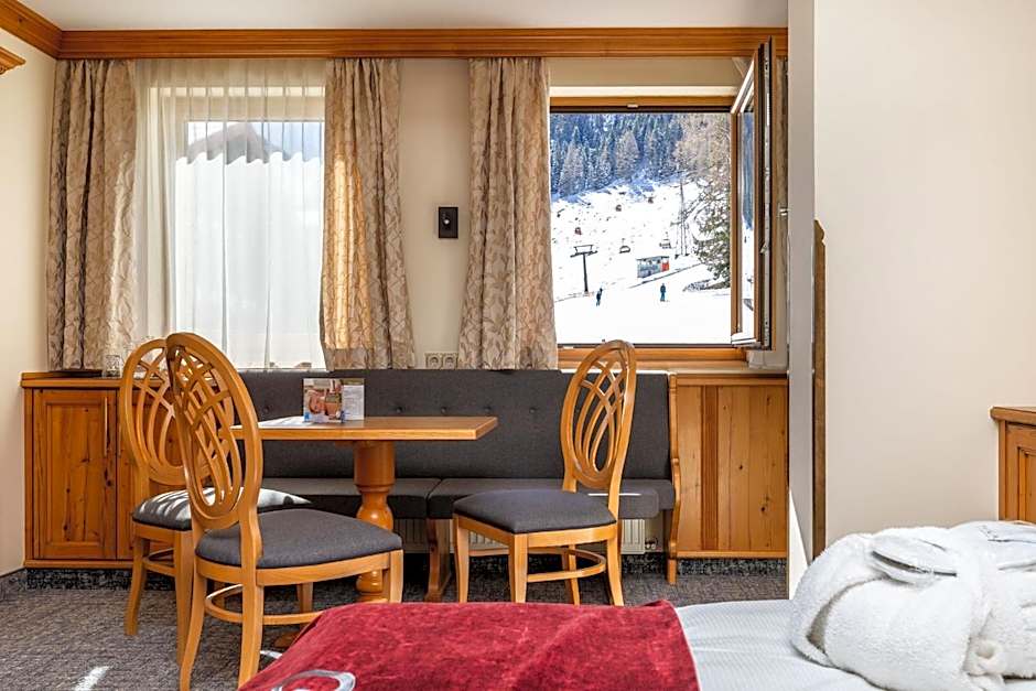 Hotel Alpenrose