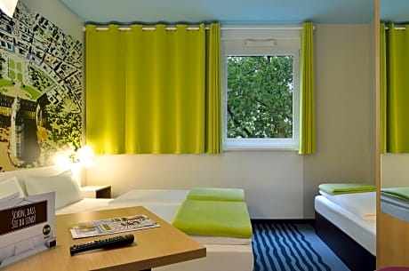 Triple room