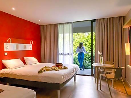Triple Room with a Double Bed and a Single Bed
