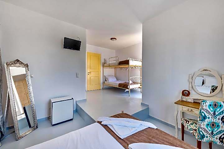 Boutique Di Mare Hotel  Suites